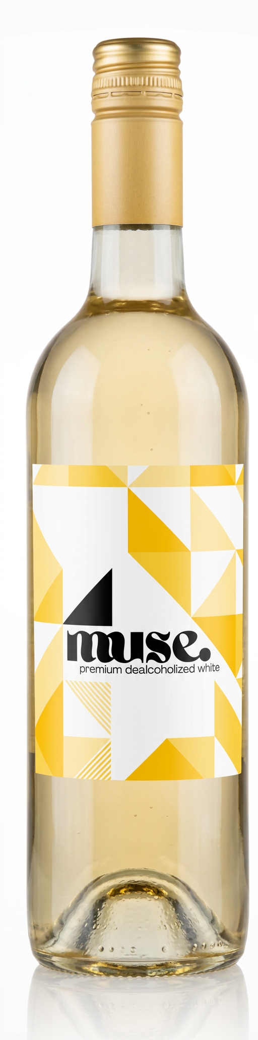 Muse Sauvignon Blanc bottle with gold cap